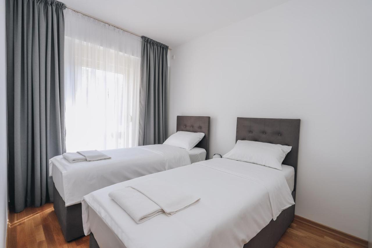 Status-M Apartments Bečići Exterior photo